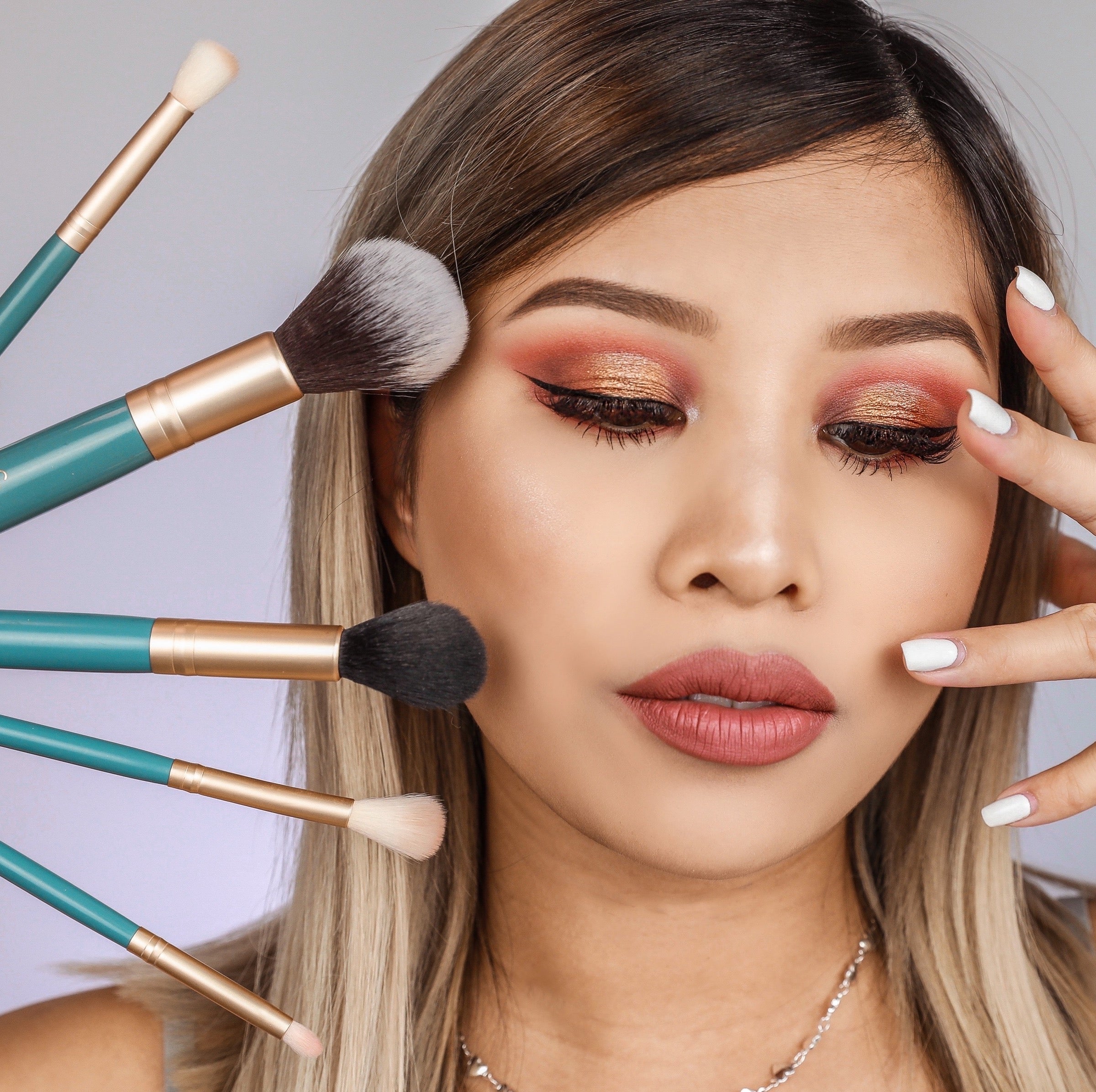 🎁 Kisu Beauty Essential Brush Set (100% off)